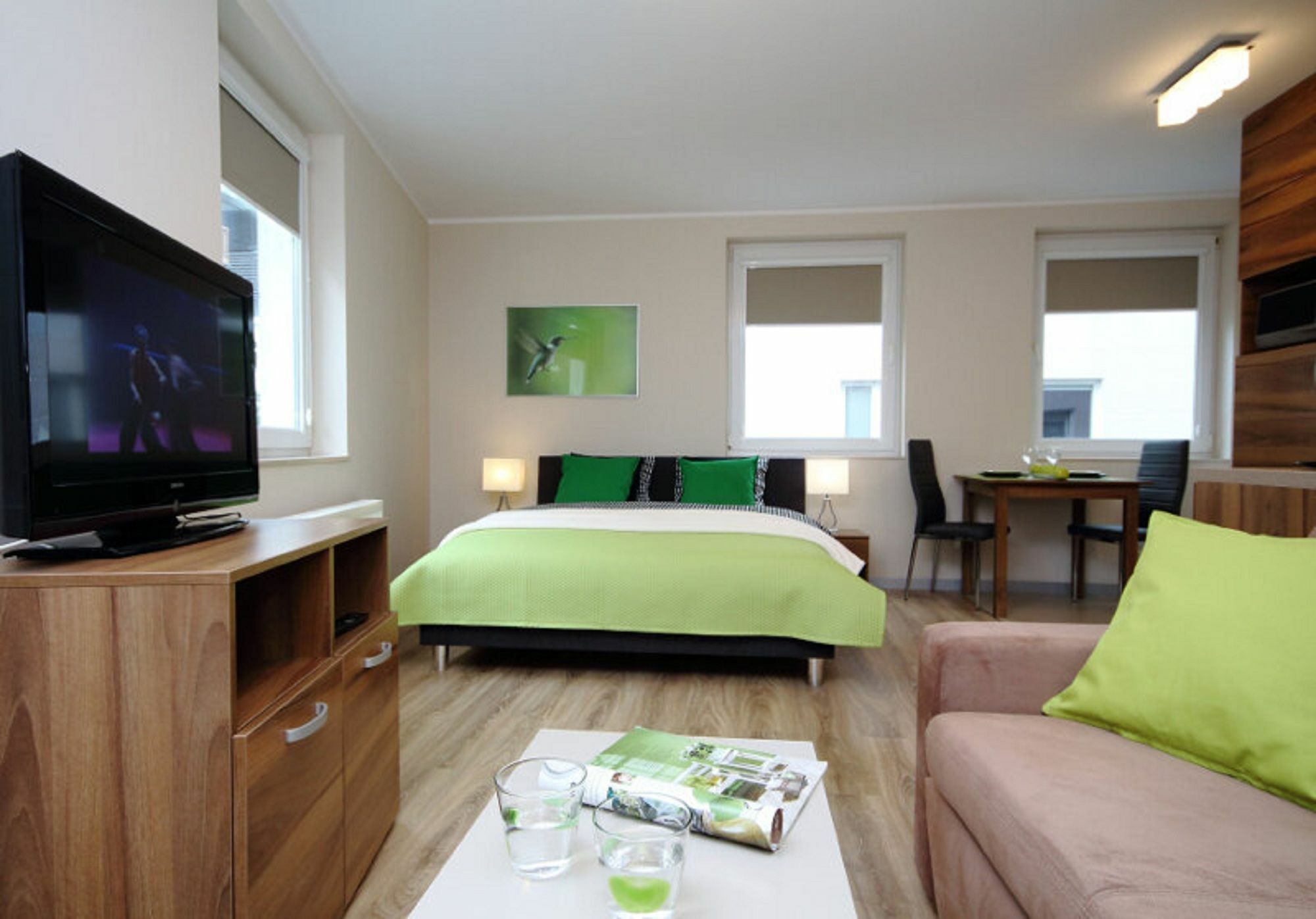 Absynt Apart Wierzbowa Wrocław Exteriör bild